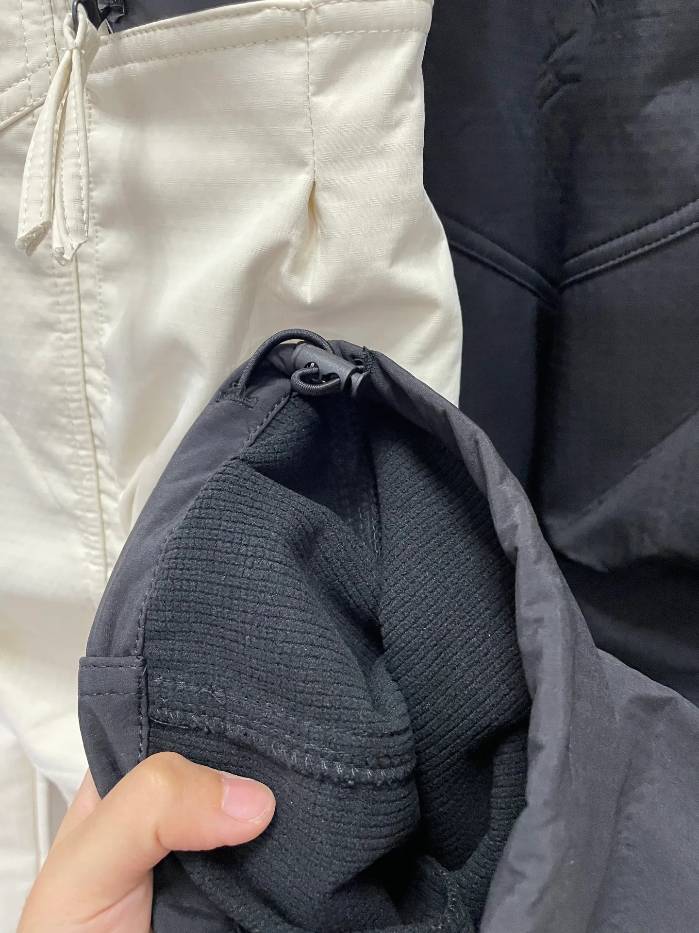 Actual shot of black details # P280